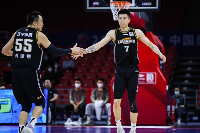 欧篮联赛程吃紧,尤文图斯今晚单刀错失,话题不断,资深球员宣示担当(尤文图斯赛程500) 欧篮联赛程吃紧,尤文图斯今晚单刀错失,话题不断,资深球员宣示担当(尤文图斯赛程500)