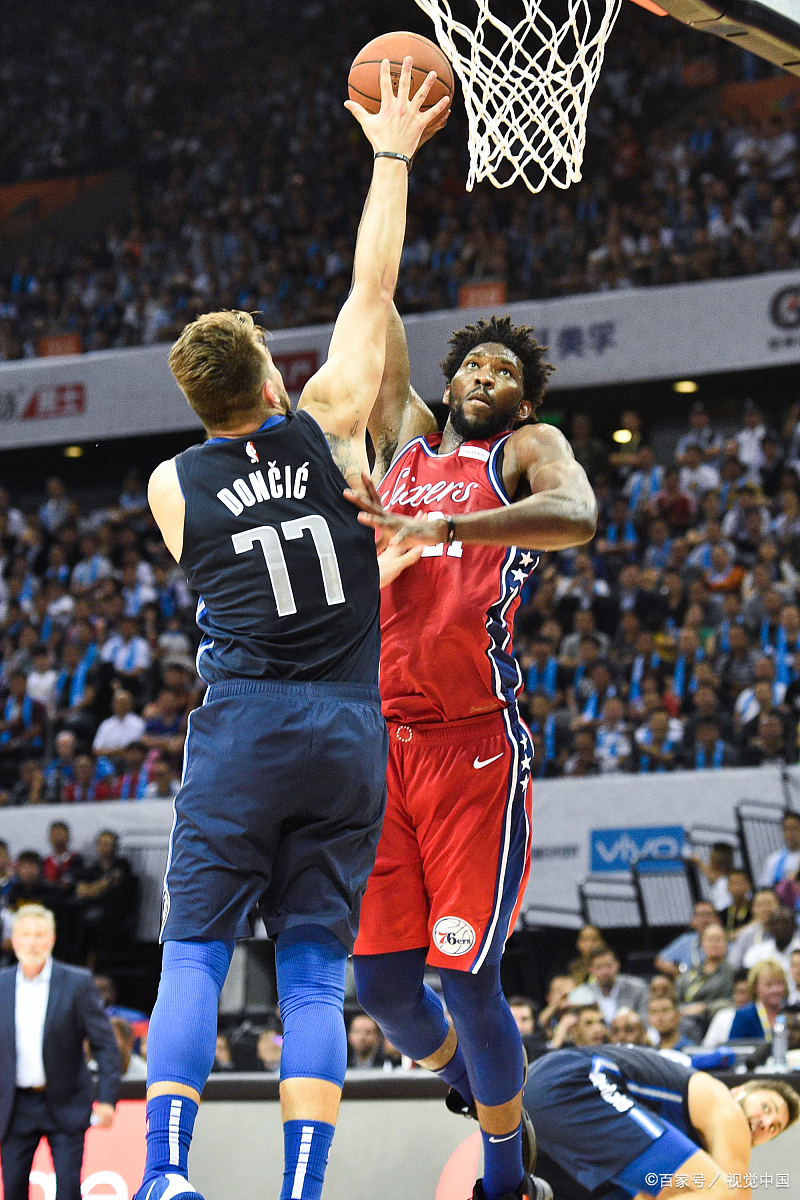 杏彩体育官方网站-费耶诺德今夜官宣签约，志在NBA常规赛名次提升，压力陡增，轮换策略成焦点(费耶诺德赛程)